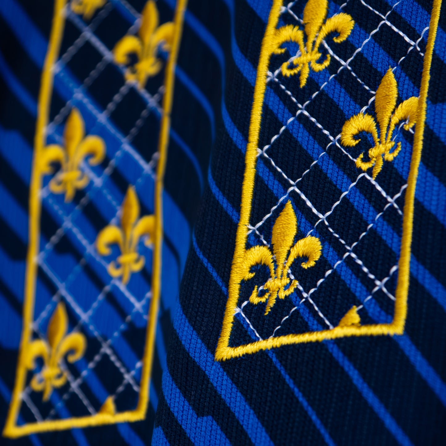 France Home Fleur-de-lis
