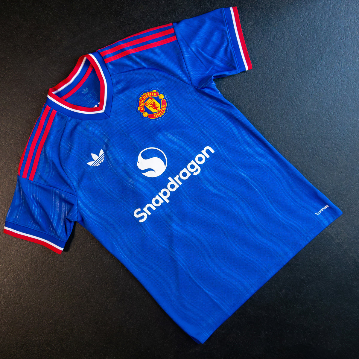 Manchester United Fernandes Away