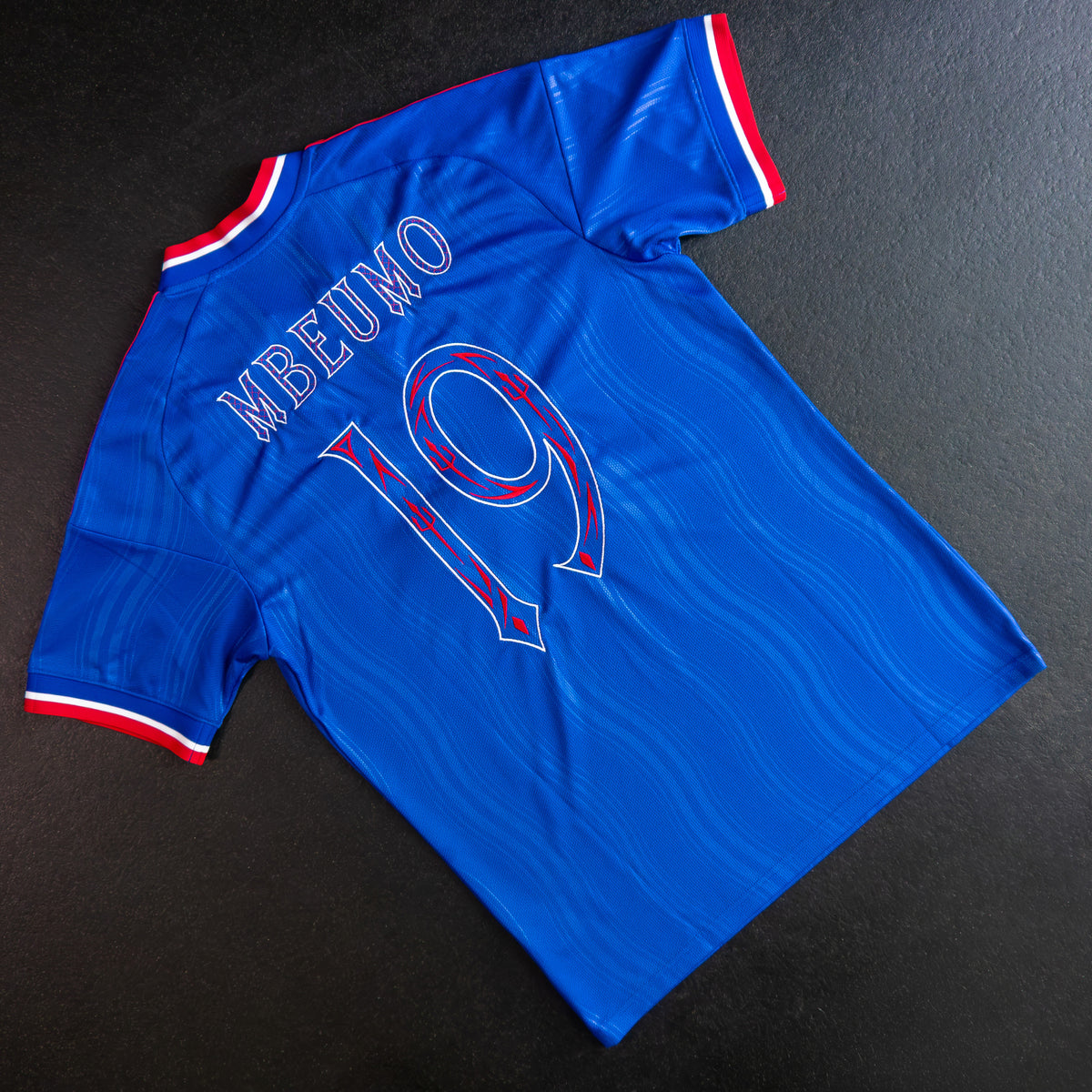 Manchester United Motif Away